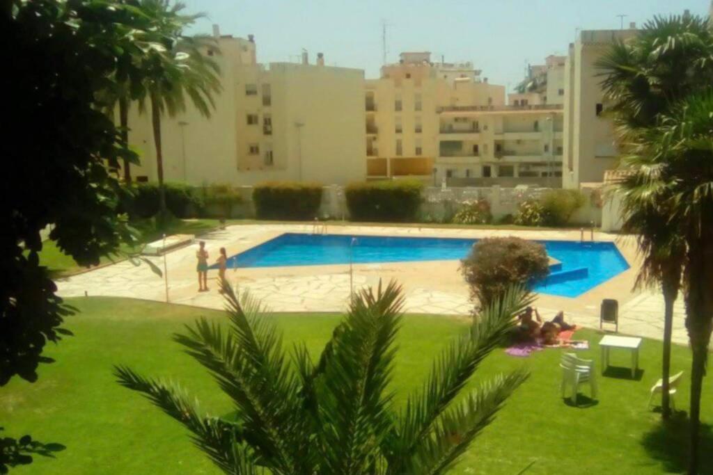 Appartement Neptuno 3 Centro De Nerja Extérieur photo